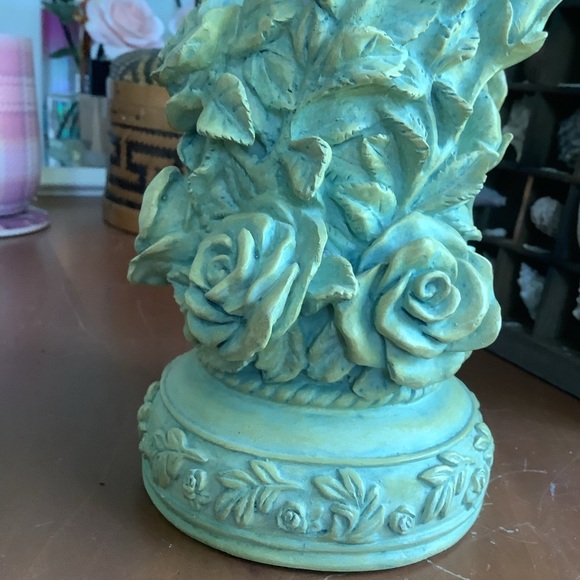 Vintage Sage Aqua Green Rose Vine Detail Ornate Resin Vase - Picture 7 of 9